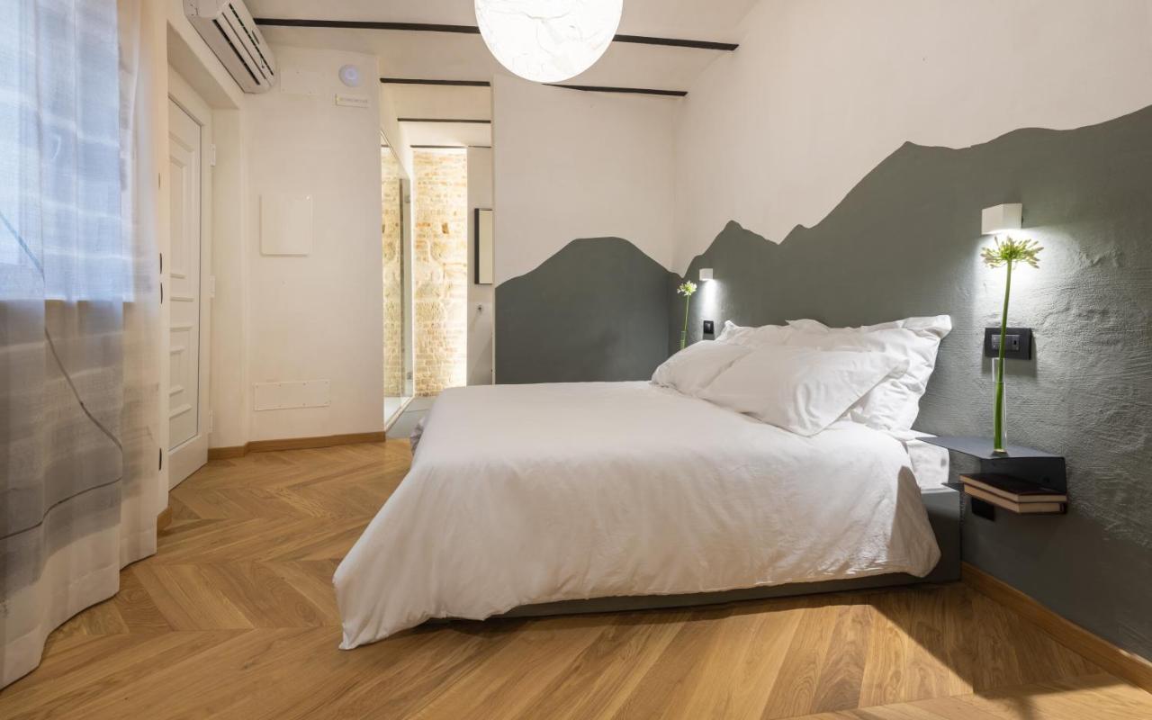 Ognissanti Guesthouse & Suites Fermo Luaran gambar