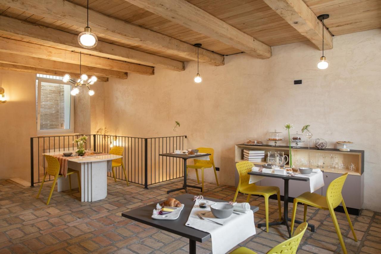 Ognissanti Guesthouse & Suites Fermo Luaran gambar