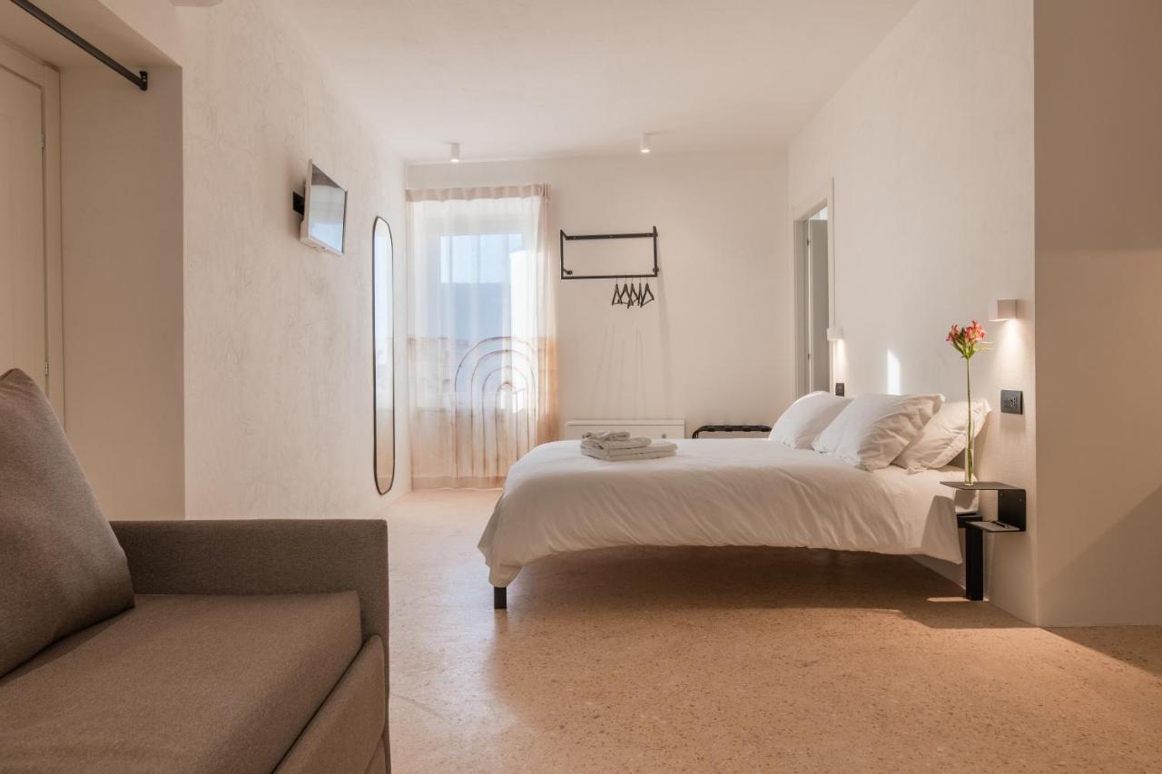 Ognissanti Guesthouse & Suites Fermo Luaran gambar