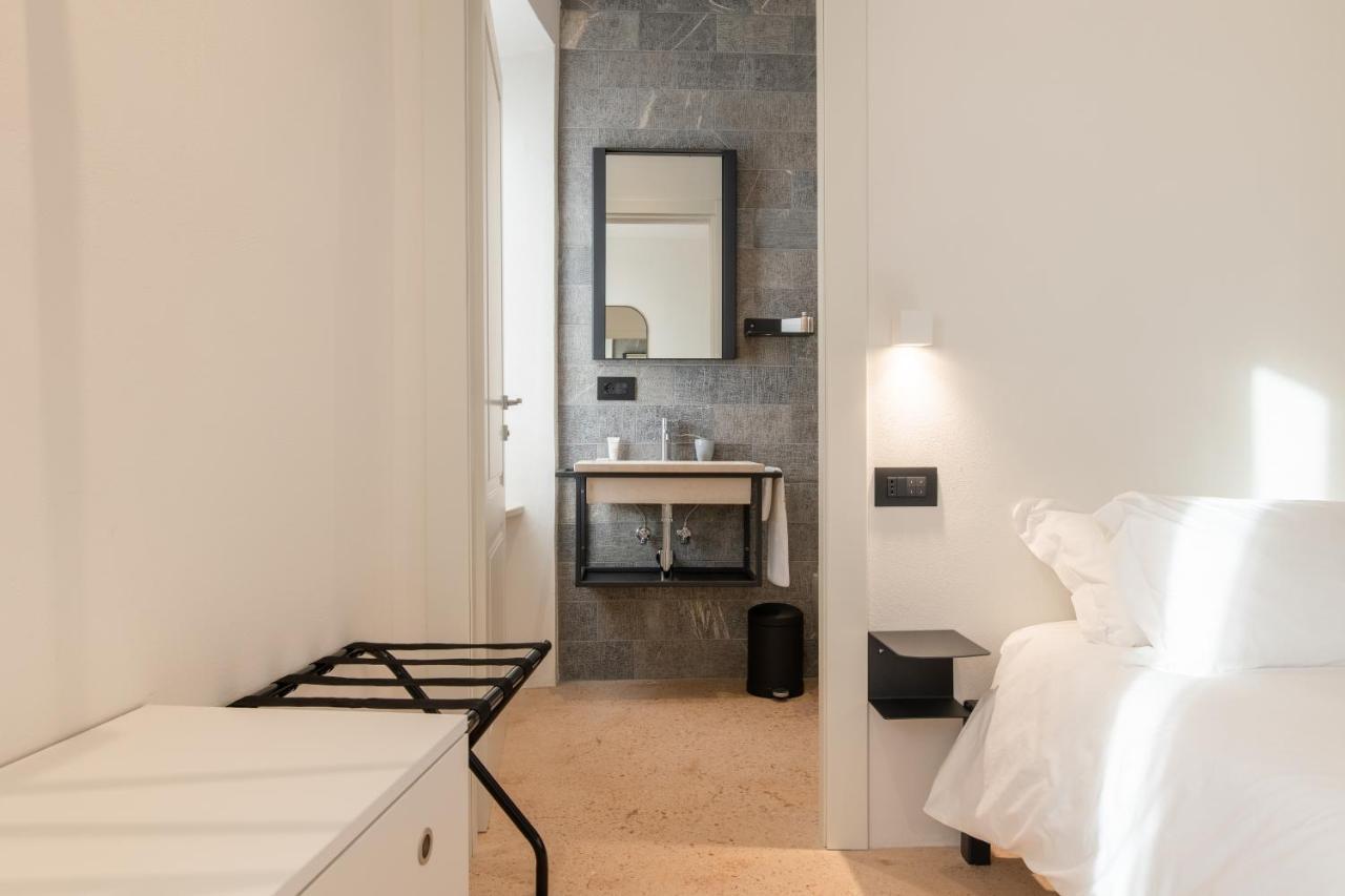 Ognissanti Guesthouse & Suites Fermo Luaran gambar