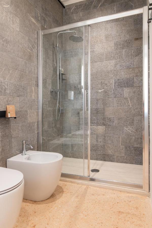 Ognissanti Guesthouse & Suites Fermo Luaran gambar